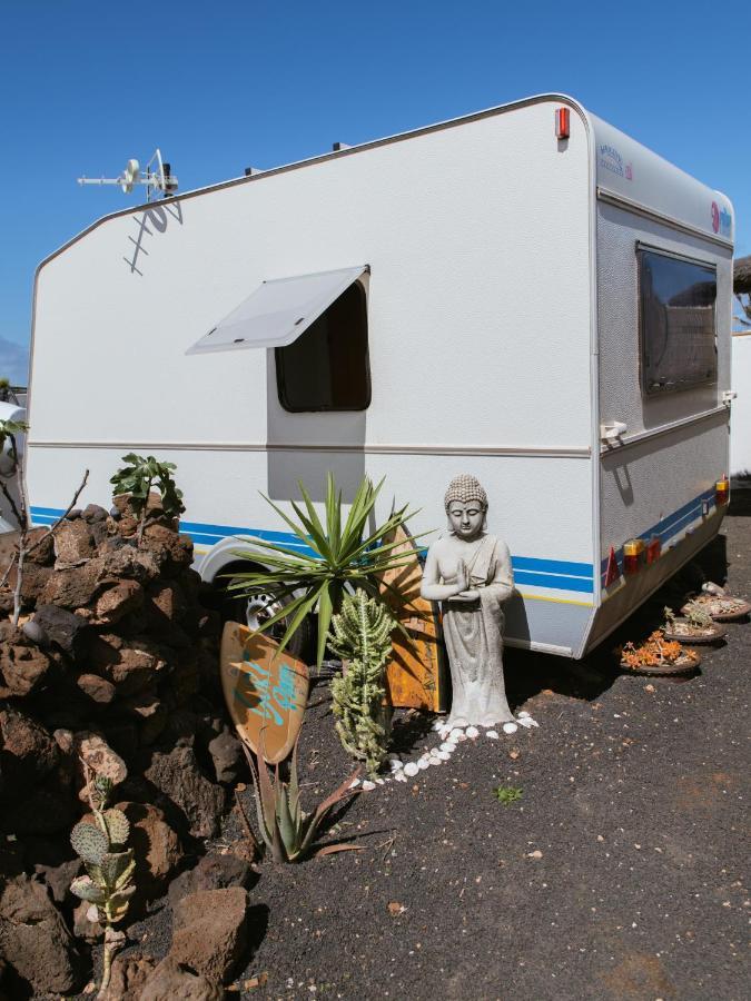 Glamping Caravan Lanzarote Campo de lujo Tinajo